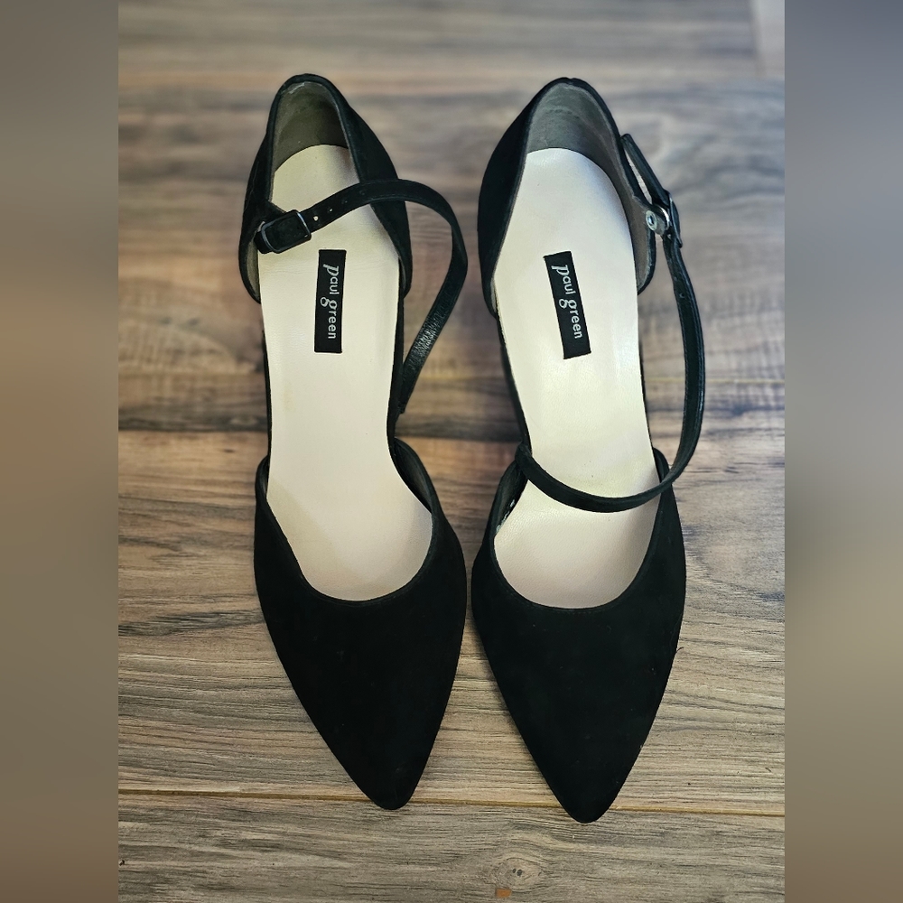 NWOT Paul Green black suede Valletta heels